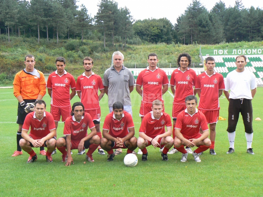 Торпедо 2004 от Топ 6 във „В“ група до фризера